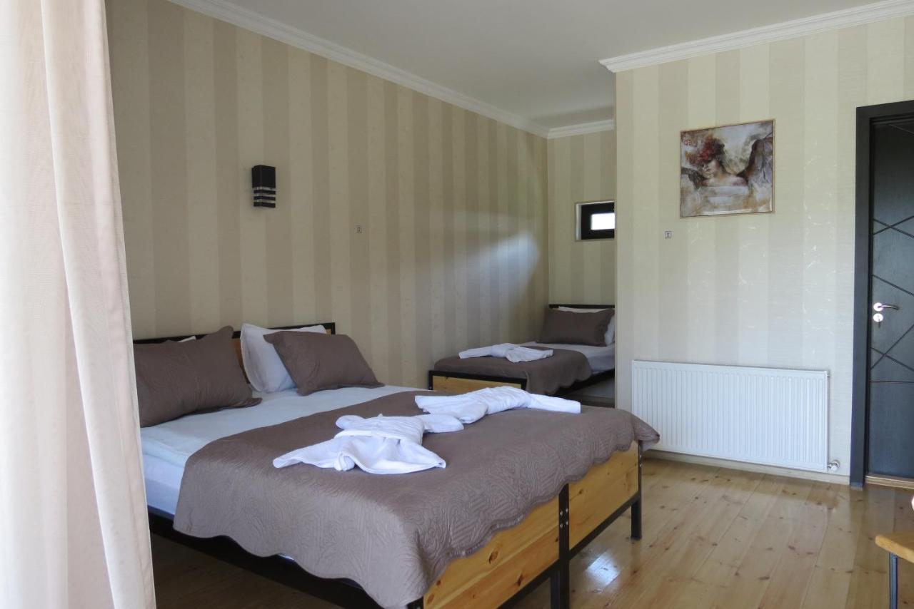 קזבגי Bibo'S Kokhi Guesthouse מראה חיצוני תמונה