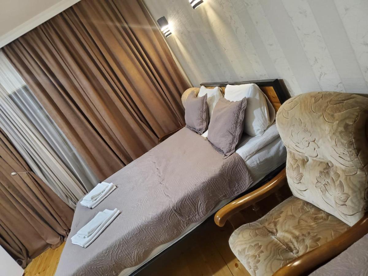 קזבגי Bibo'S Kokhi Guesthouse מראה חיצוני תמונה