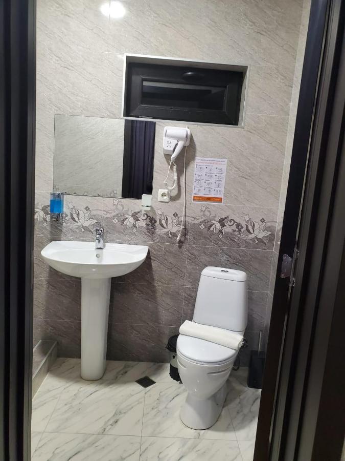 קזבגי Bibo'S Kokhi Guesthouse מראה חיצוני תמונה