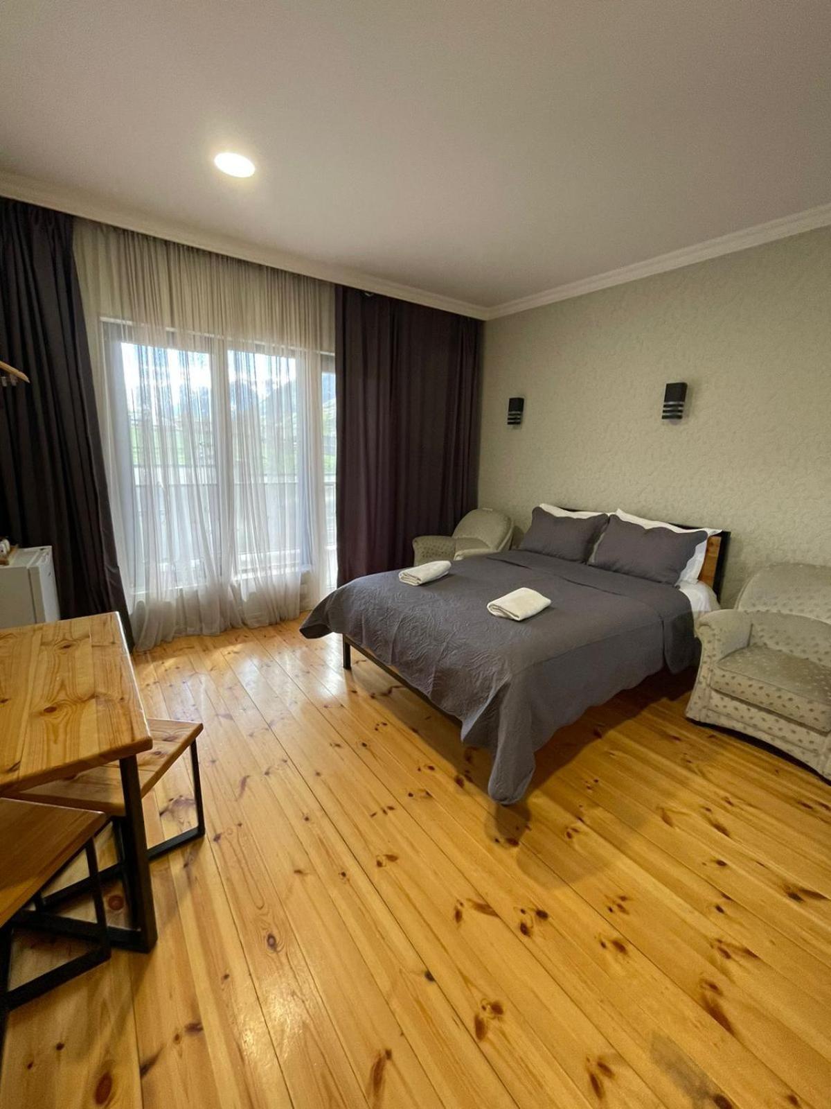 קזבגי Bibo'S Kokhi Guesthouse מראה חיצוני תמונה